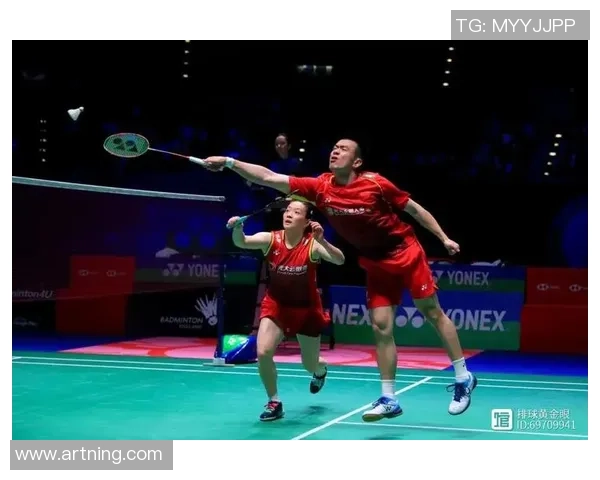 成都羽毛球队战术引发热议球迷与专家观点交锋分析 成都羽毛球队战术引发热议球迷与专家观点交锋分析